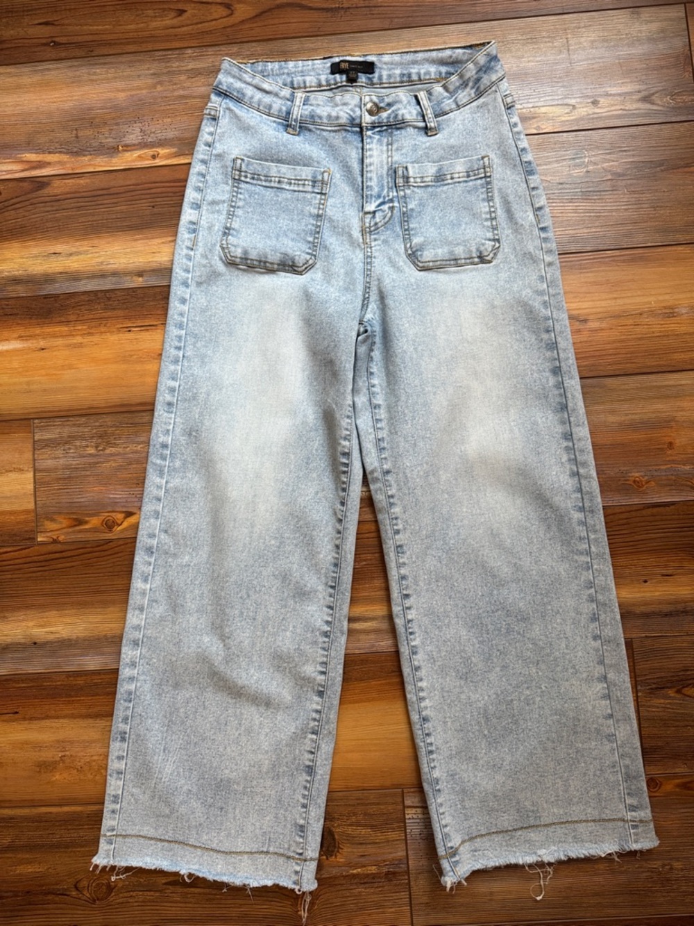 Frye High-Rise Wide Leg Jeans Size 27 Light Wash Raw Hem - Picture 2 of 6